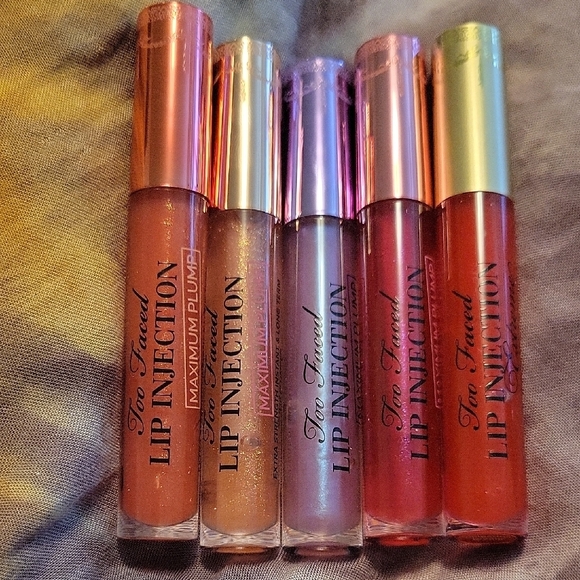 Too Faced Lip Injection Maximum Plump Set ... - Picture 2 of 3